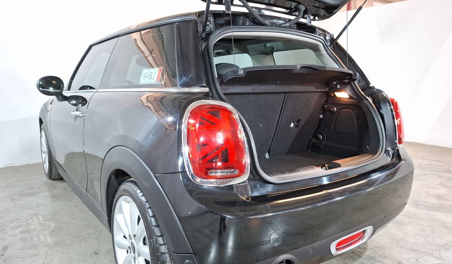 Mini Cooper 1.5 COOPER PEPPER Hatchback 2019