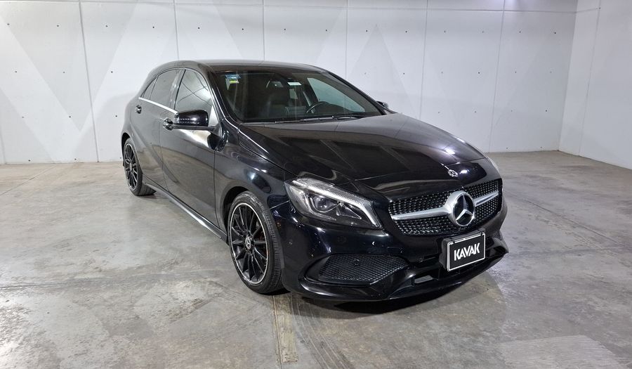 Mercedes Benz Clase A 1.6 200 SPORT DCT Hatchback 2018