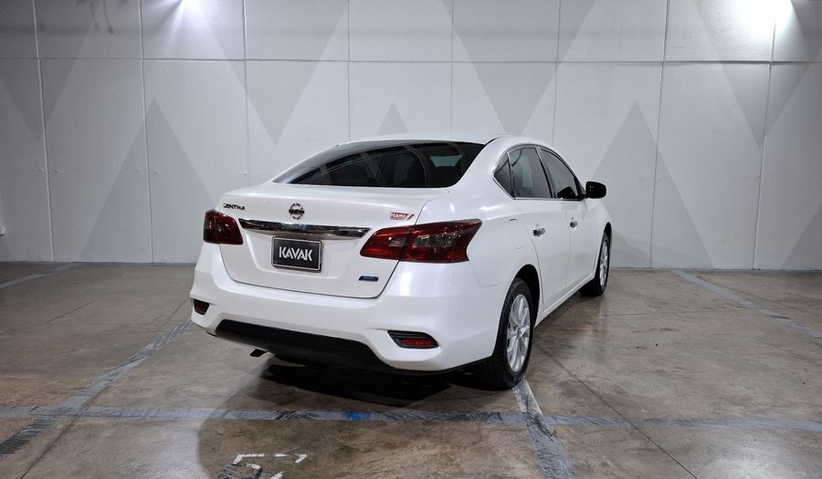 Autos Nissan Sentra 1.8 SENSE CVT Sedan 2017 usados | KAVAK México