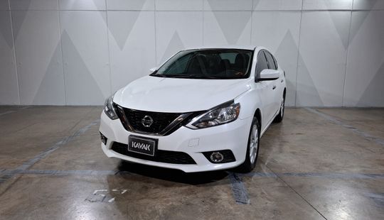Nissan • Sentra