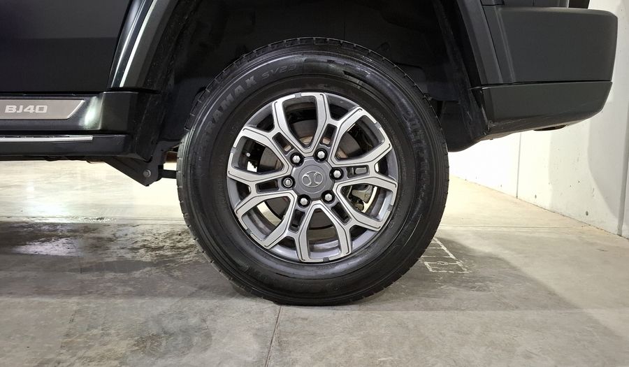 Baic Bj40 2.0 PLUS AUTO 4WD Suv 2024