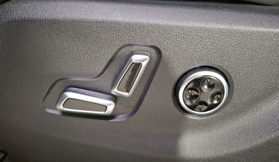 Baic Bj40 2.0 PLUS AUTO 4WD Suv 2024