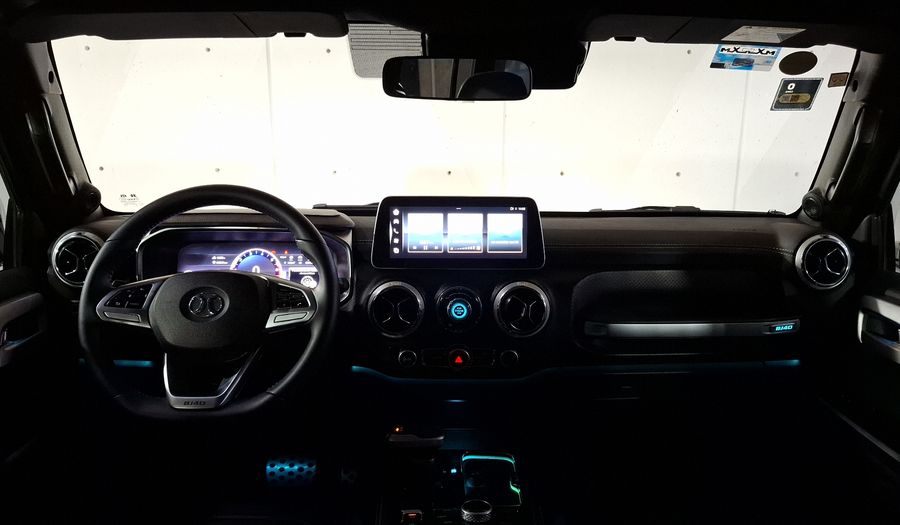Baic Bj40 2.0 PLUS AUTO 4WD Suv 2024
