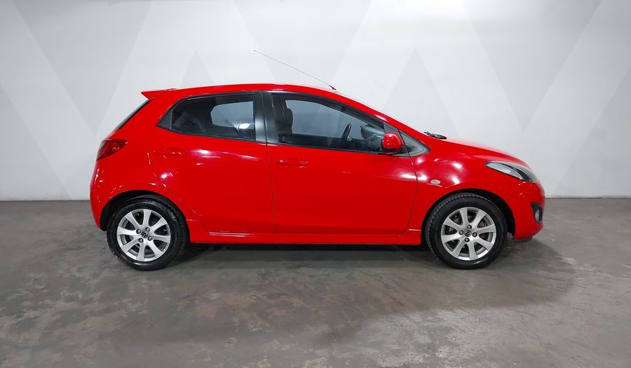 Mazda 2 1.5 TOURING TA Hatchback 2013