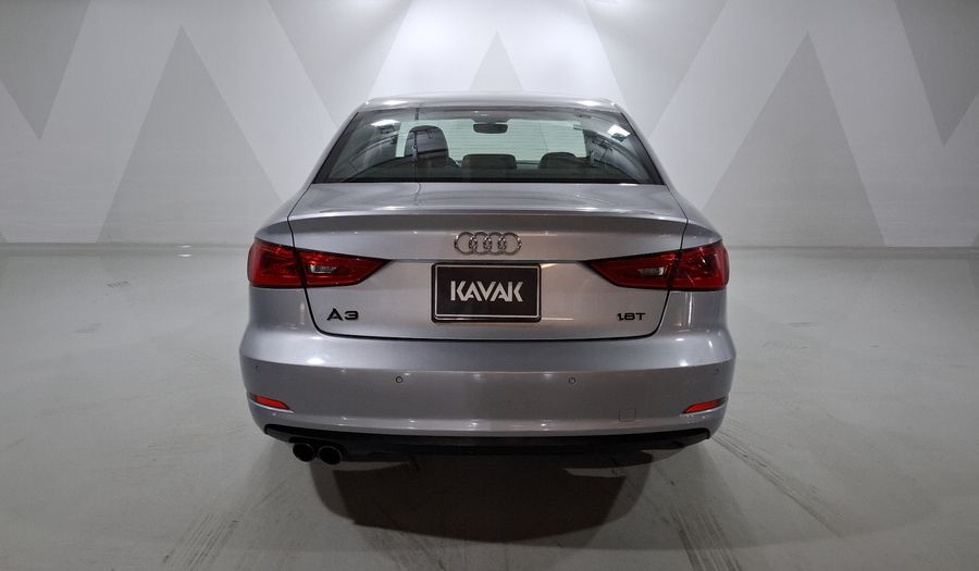 Audi A3 1.8 TFSI ATTRACTION PLUS S TRONIC Sedan 2016