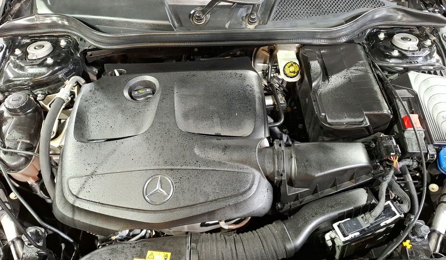 Mercedes Benz Clase A 1.6 200 URBAN DCT Hatchback 2018