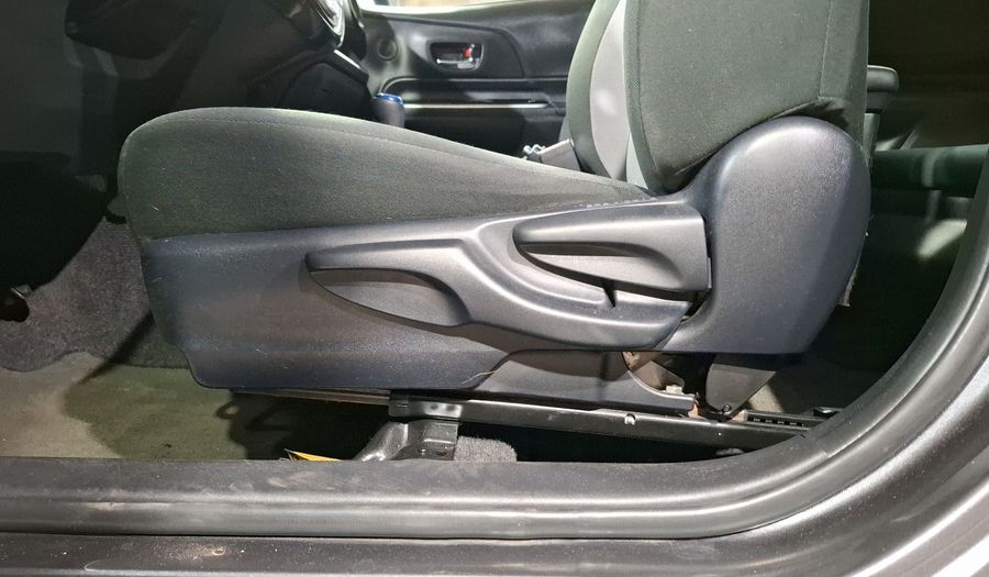 Toyota Prius C 1.5 HYBRID AUTO Hatchback 2020