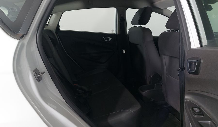 Ford Fiesta SE HATCH Hatchback 2016