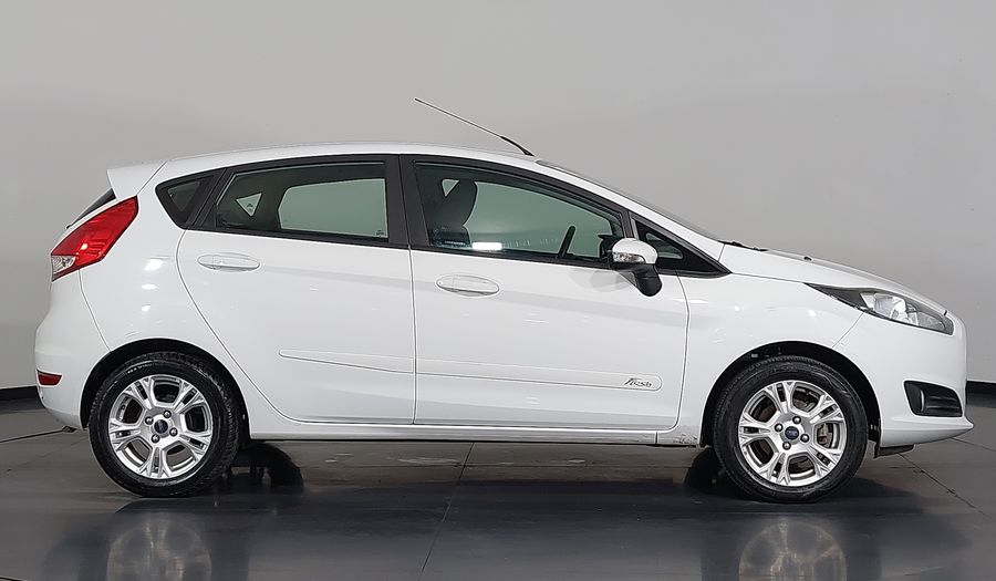 Ford Fiesta SE HATCH Hatchback 2016