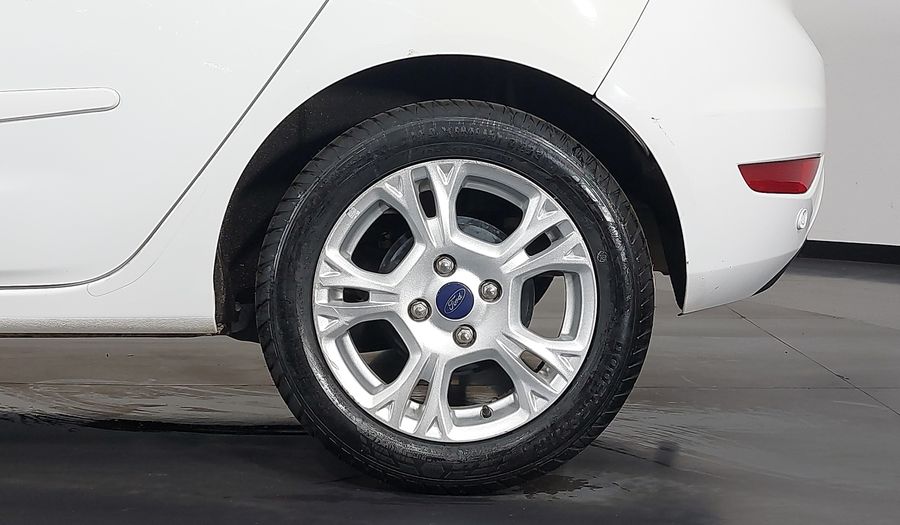 Ford Fiesta SE HATCH Hatchback 2016