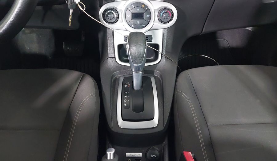 Ford Fiesta SE HATCH Hatchback 2016