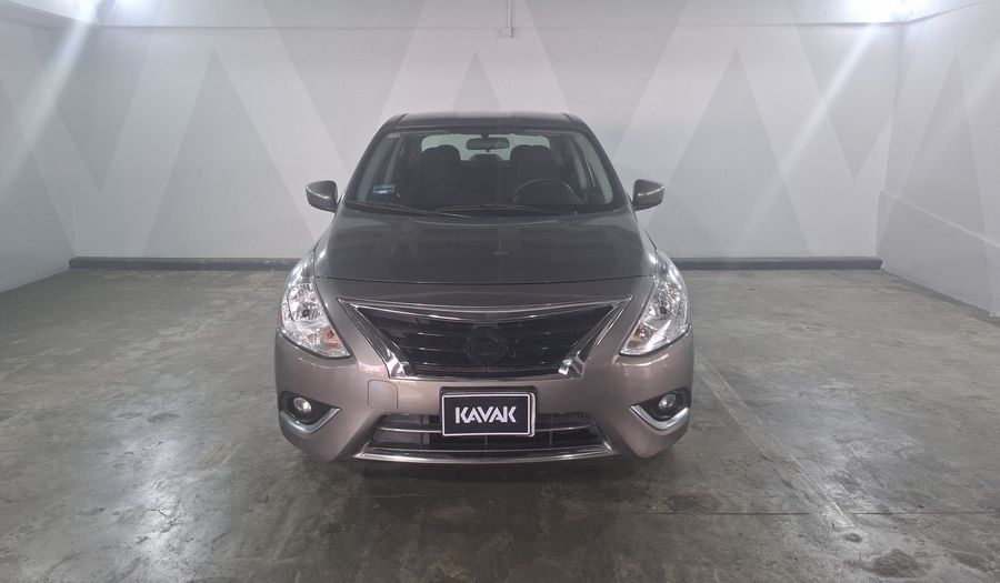 Nissan Versa 1.6 ADVANCE TM AC Sedan 2015