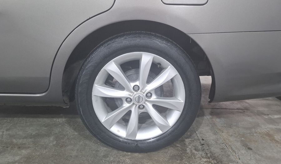 Nissan Versa 1.6 ADVANCE TM AC Sedan 2015