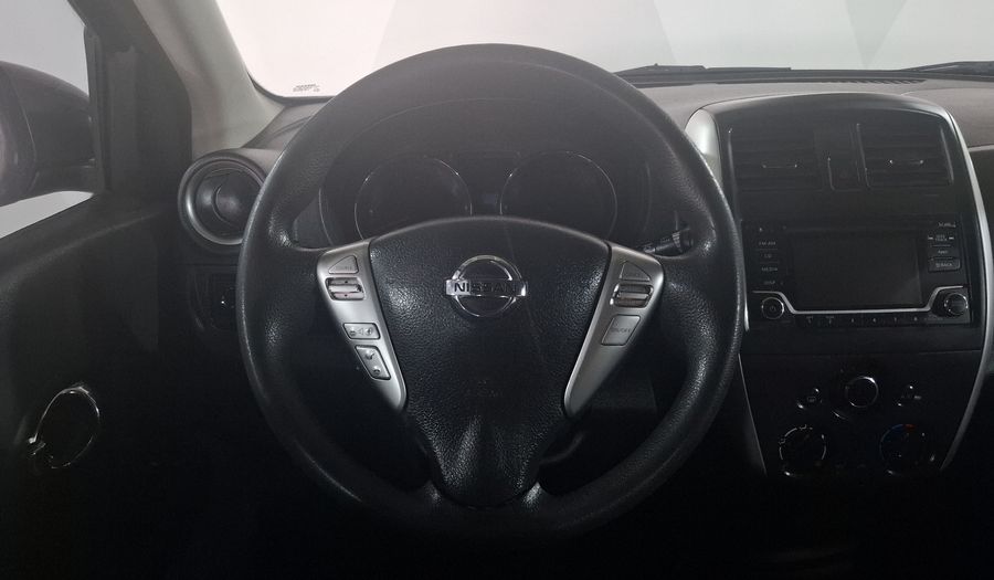 Nissan Versa 1.6 ADVANCE TM AC Sedan 2015
