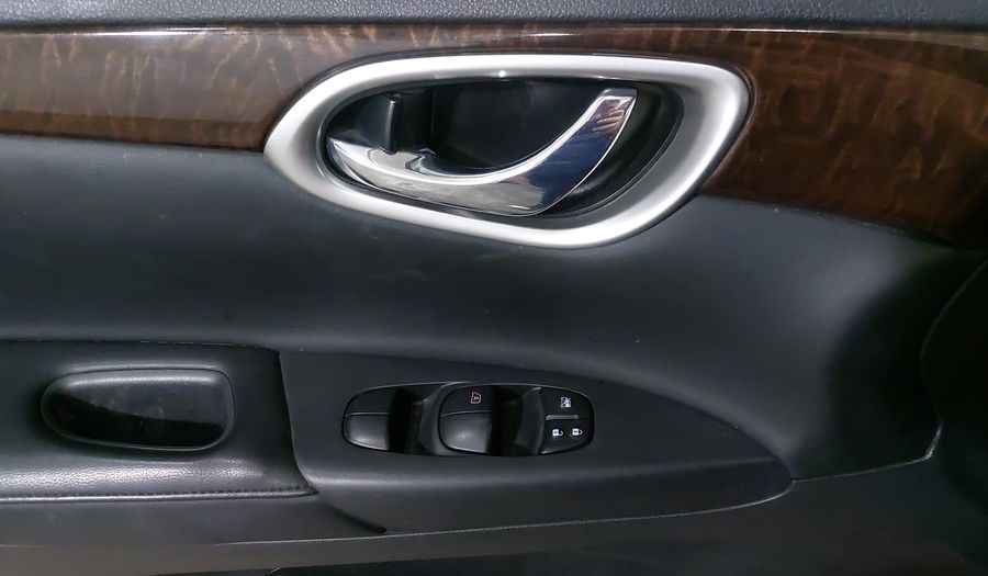 Nissan Sentra 1.8 EXCLUSIVE NAVI CVT Sedan 2015