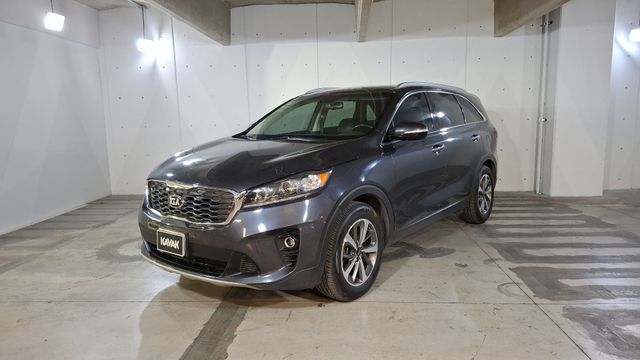 Kia • Sorento