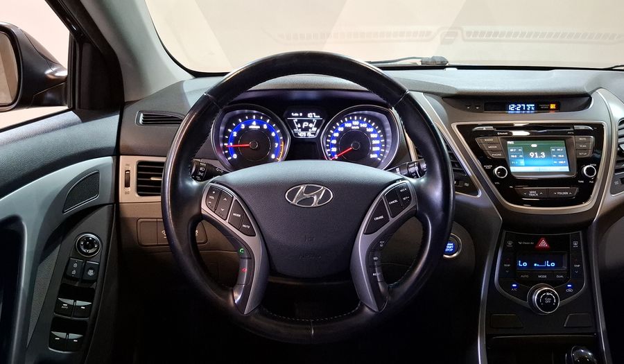 Hyundai Elantra 1.8 LIMITED TECH AT Sedan 2015