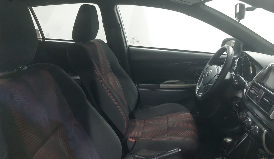 Toyota Yaris 1.5 S CVT 5PTAS Hatchback 2017