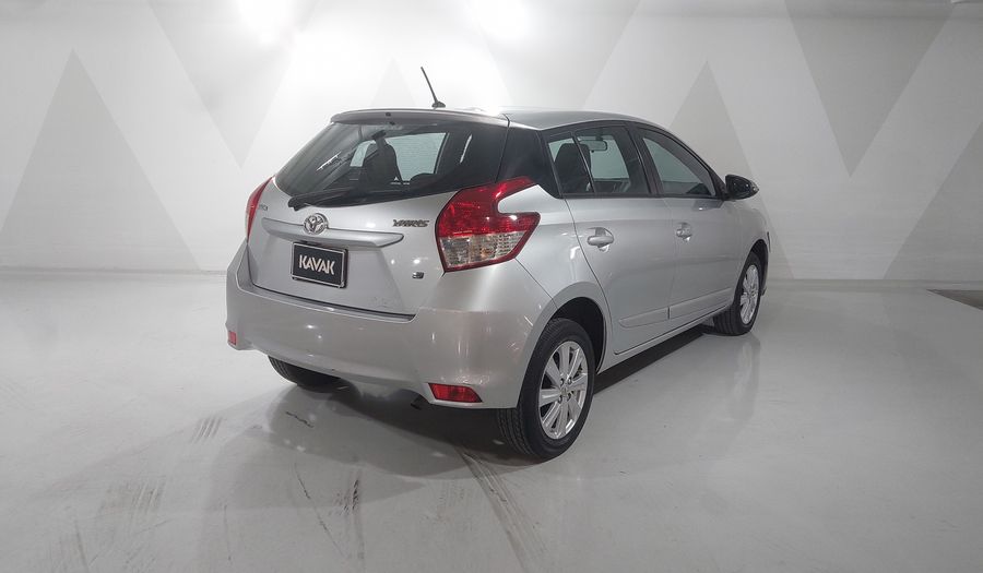 Toyota Yaris 1.5 S CVT 5PTAS Hatchback 2017