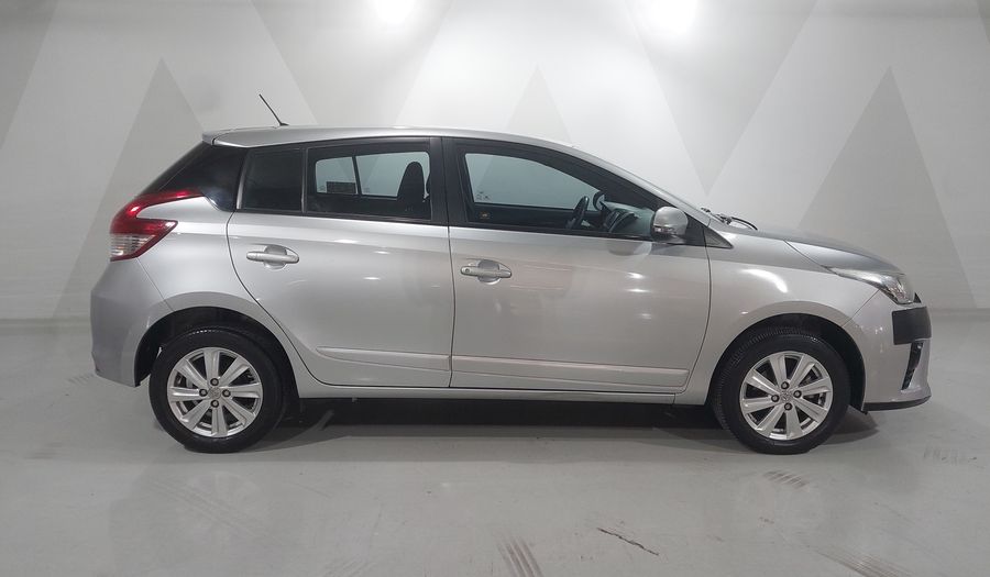 Toyota Yaris 1.5 S CVT 5PTAS Hatchback 2017