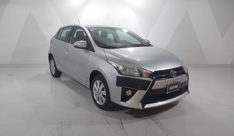 Toyota Yaris 1.5 S CVT 5PTAS Hatchback 2017