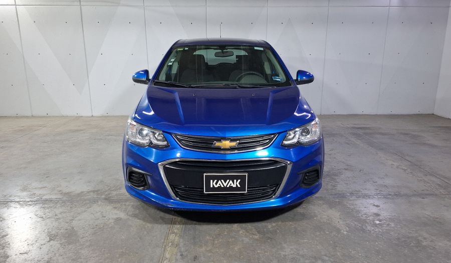 Chevrolet Sonic 1.6 MT J LT Hatchback 2017