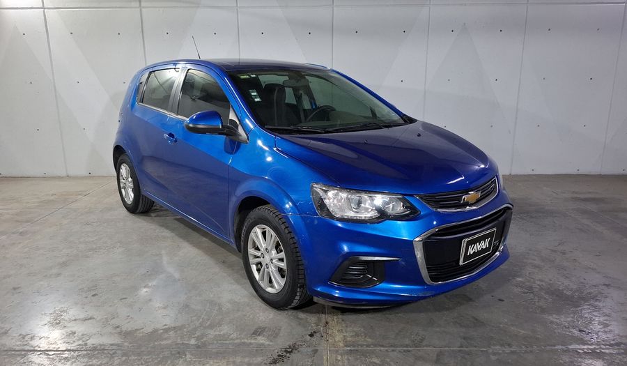 Chevrolet Sonic 1.6 MT J LT Hatchback 2017