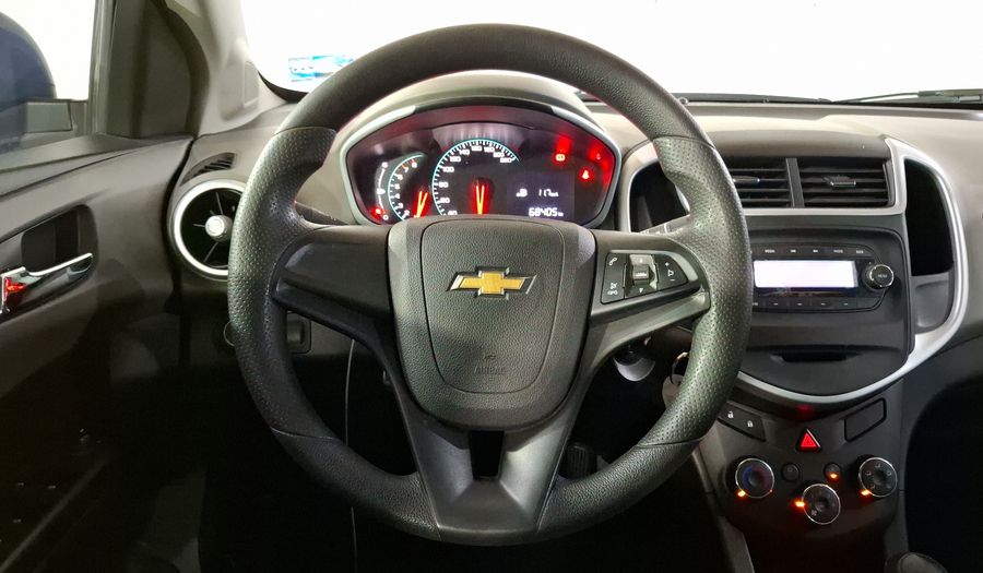 Chevrolet Sonic 1.6 MT J LT Hatchback 2017