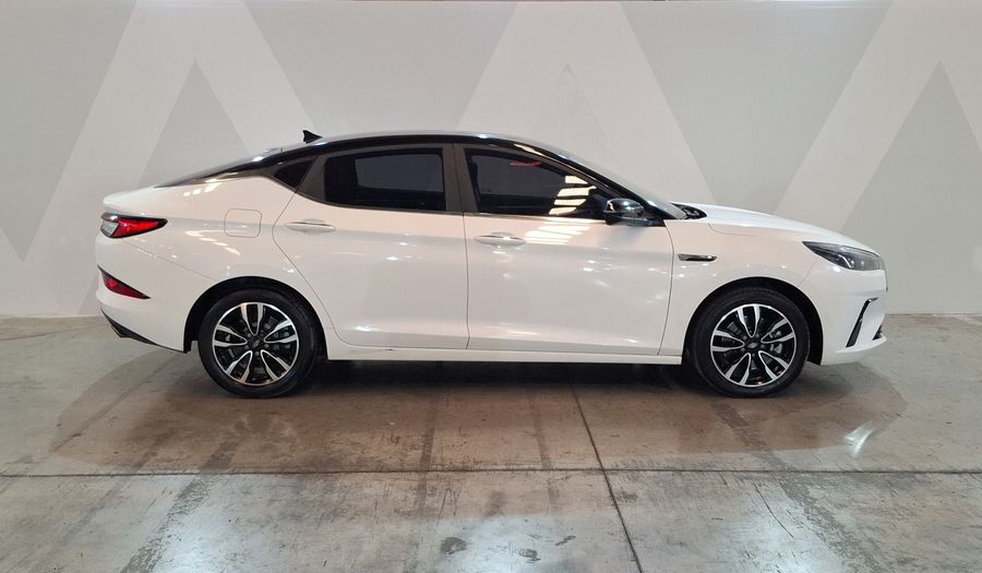 Jac J7 1.5 QUANTUM CVT Hatchback 2022