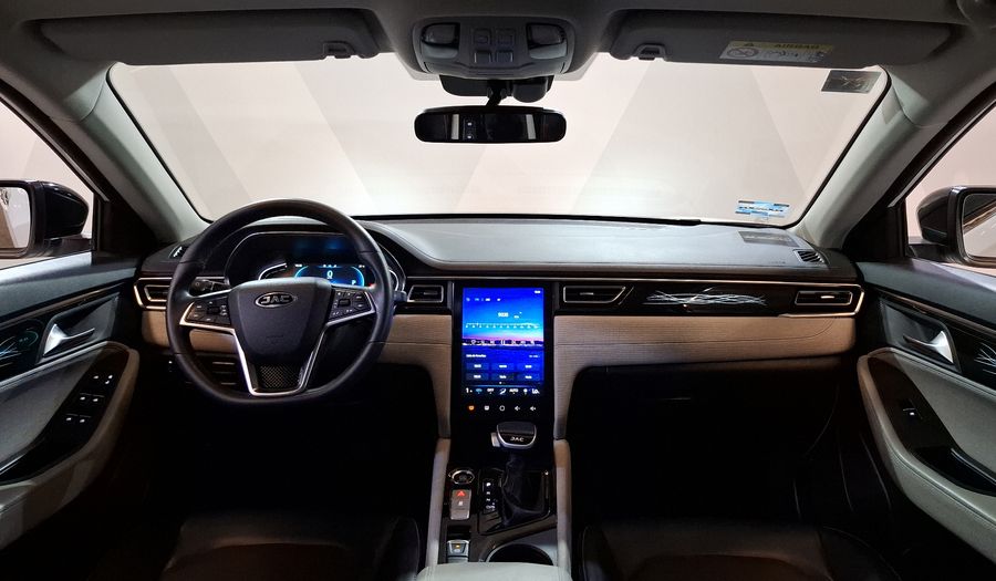 Jac J7 1.5 QUANTUM CVT Hatchback 2022