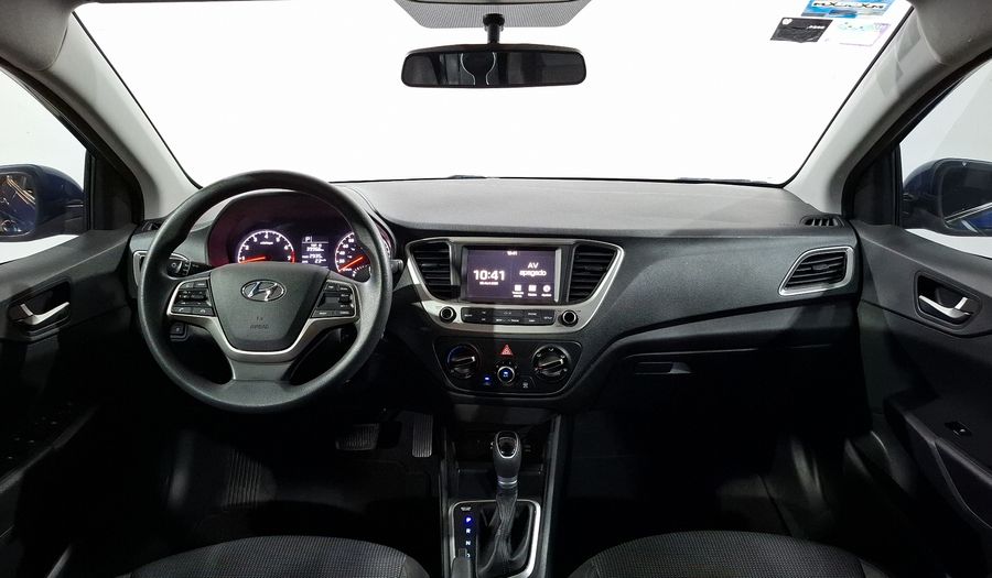 Hyundai Accent 1.6 GL MID AUTO Sedan 2022