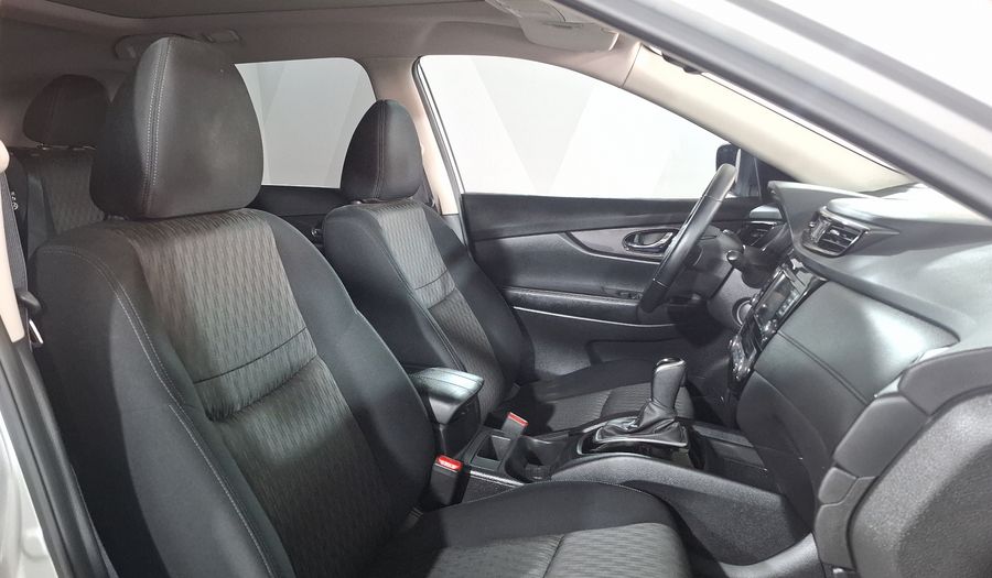 Nissan X-trail 2.5 ADVANCE 3 ROW CVT Suv 2021