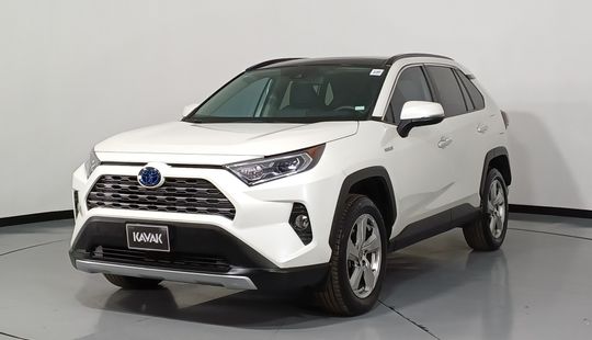 Toyota • RAV4