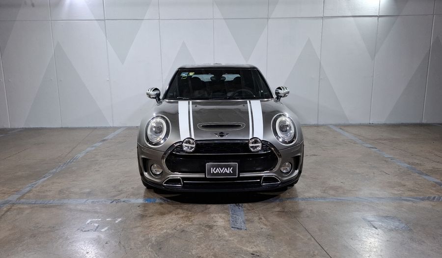 Mini Clubman 2.0 COOPER S CLUBMAN HOT CHILI AT Wagon 2017