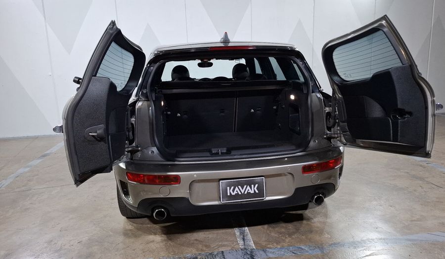 Mini Clubman 2.0 COOPER S CLUBMAN HOT CHILI AT Wagon 2017