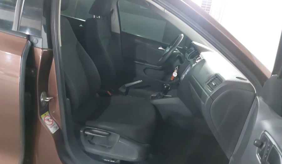 Volkswagen Jetta 2.0 TIP Sedan 2016