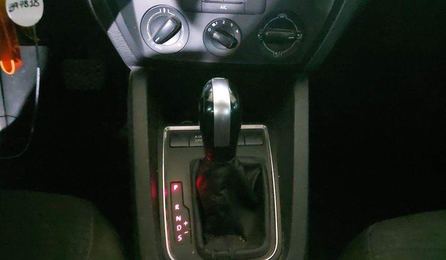 Volkswagen Jetta 2.0 TIP Sedan 2016