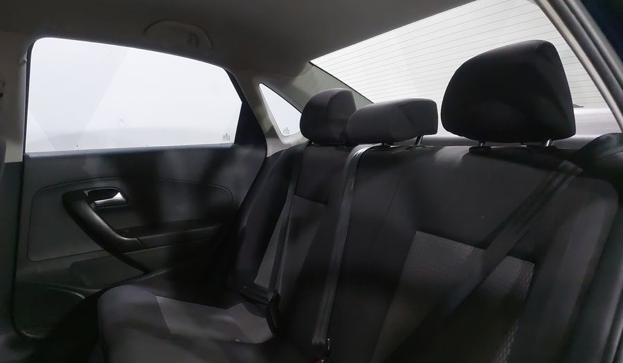 Volkswagen Vento 1.6 ACTIVE MT Sedan 2015