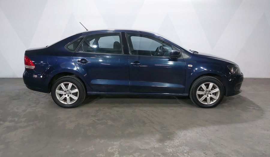 Volkswagen Vento 1.6 ACTIVE MT Sedan 2015