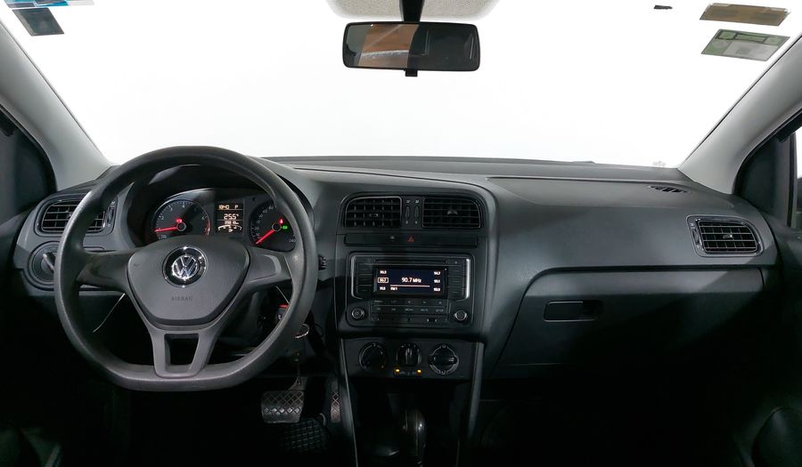 Volkswagen Polo 1.6 STARTLINE AUTO Hatchback 2020