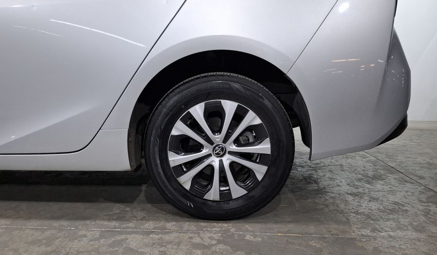 Toyota Prius 1.8 HEV BASE AUTO Hatchback 2022