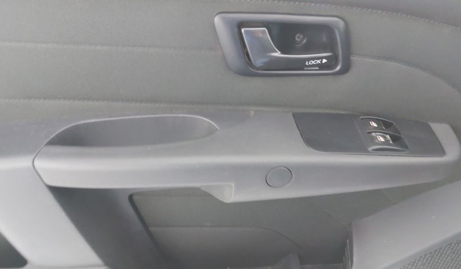 Ram 700 1.6 CLUB CAB FWD 4L 5MT Pickup 2016