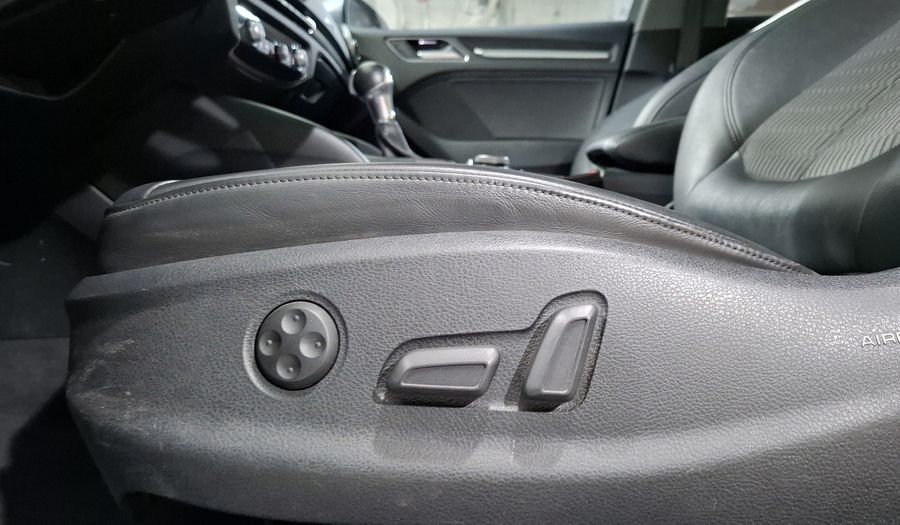Audi A3 1.4 35 SELECT DCT Sedan 2019
