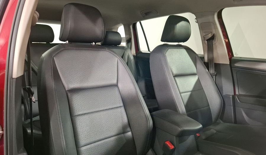 Volkswagen Tiguan 1.4 COMFORTLINE PIEL DCT Suv 2019