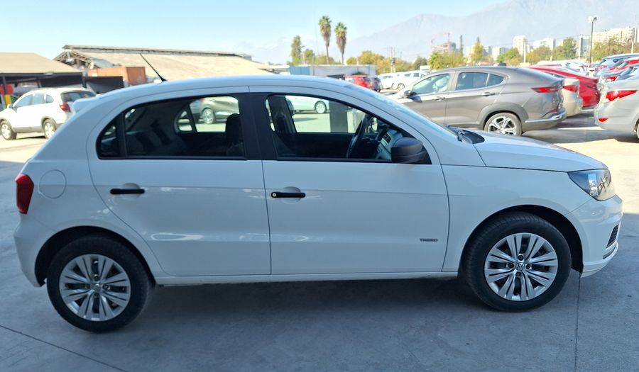 Volkswagen Gol 1.6 TRENDLINE Hatchback 2022