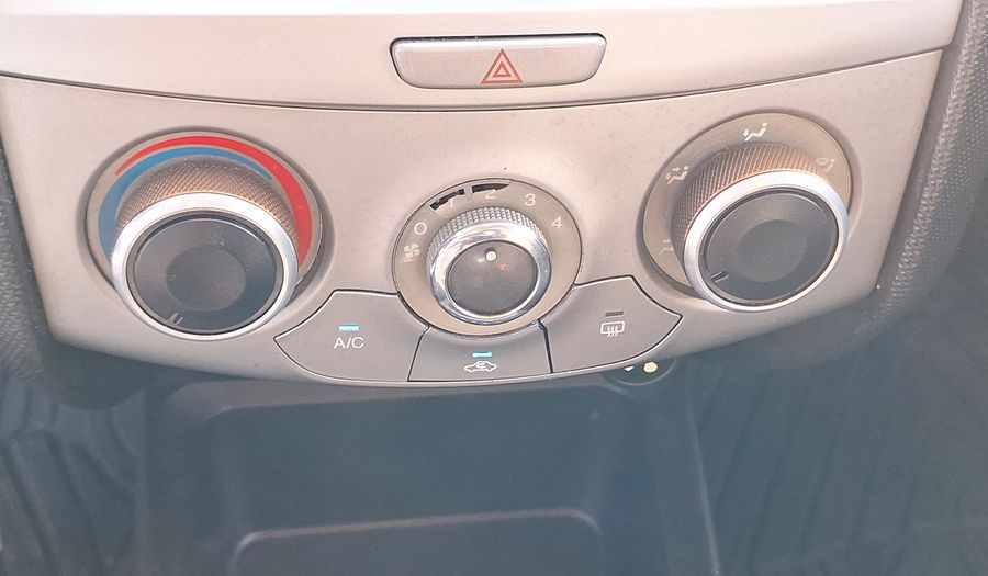 Chevrolet Sail 1.4 LT Sedan 2015