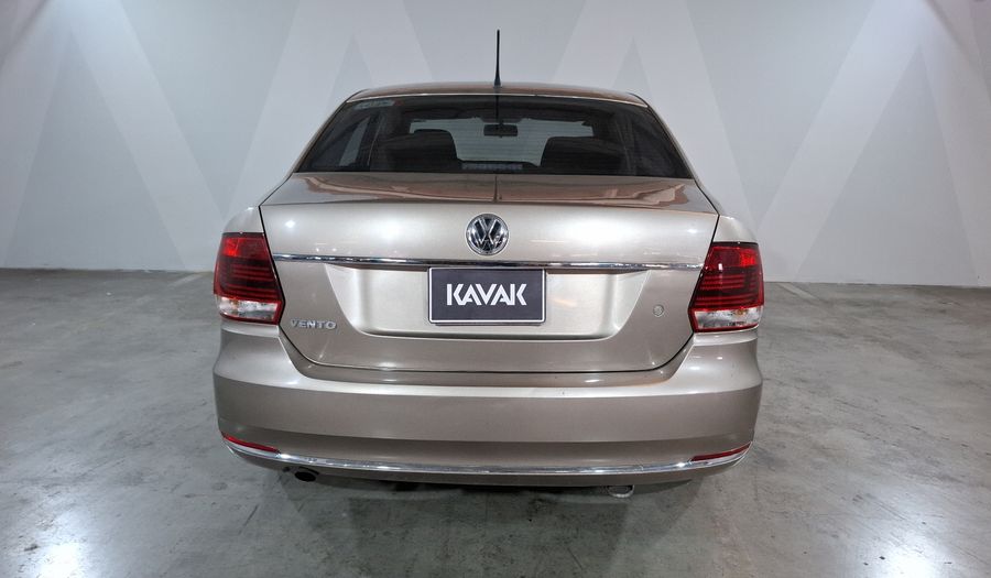 Volkswagen Vento 1.6 ALLSTAR TIPTRONIC Sedan 2017