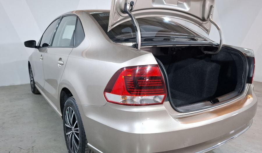Volkswagen Vento 1.6 ALLSTAR TIPTRONIC Sedan 2017