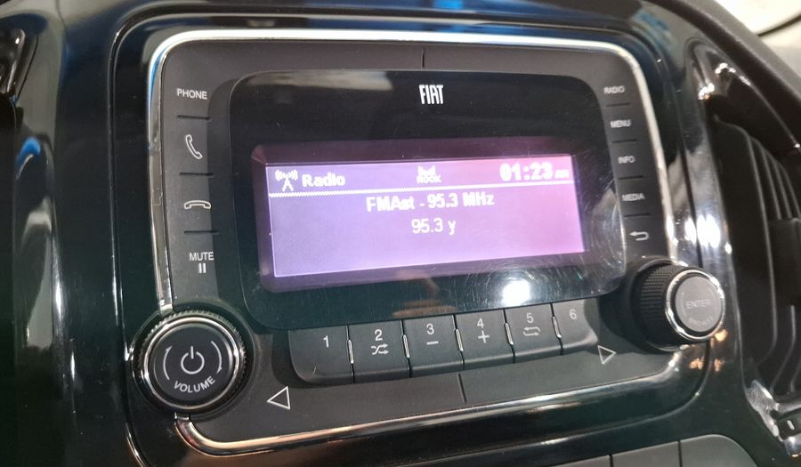 Fiat Uno 1.4 WAY Hatchback 2016