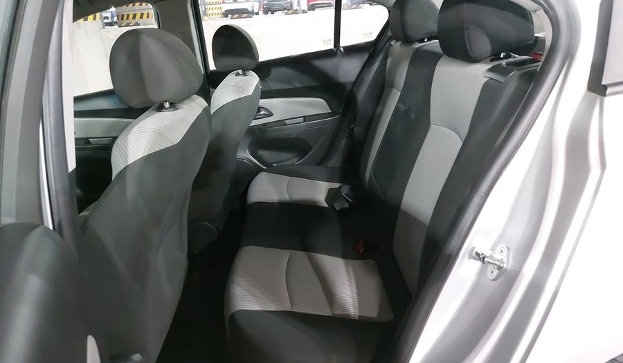 Chevrolet Cruze 1.8 1LS M Sedan 2013